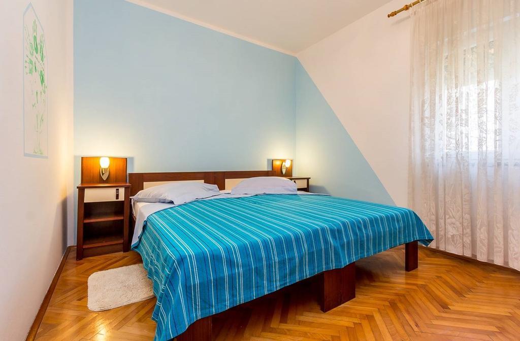 Apartment Danilo *