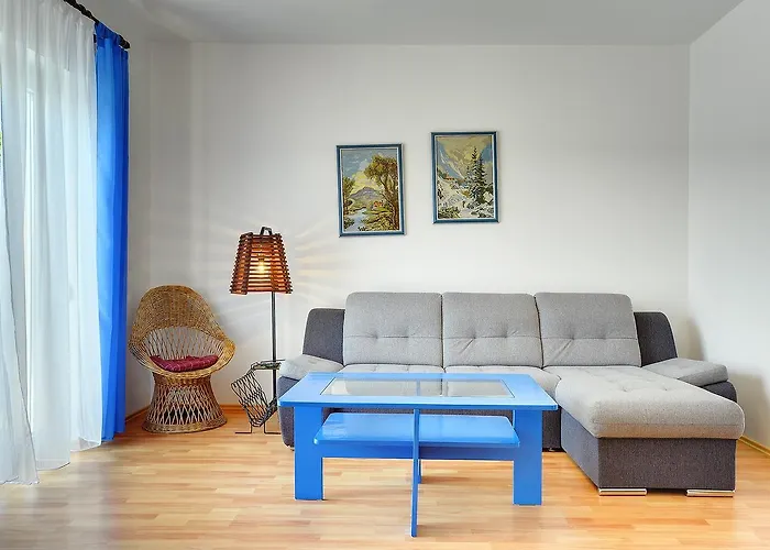 Apartments Danilo